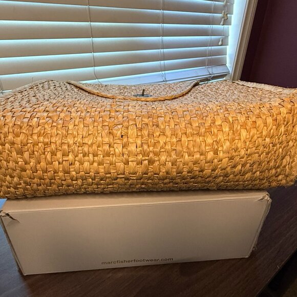 Woven Straw Handbag - Picture 3 of 5